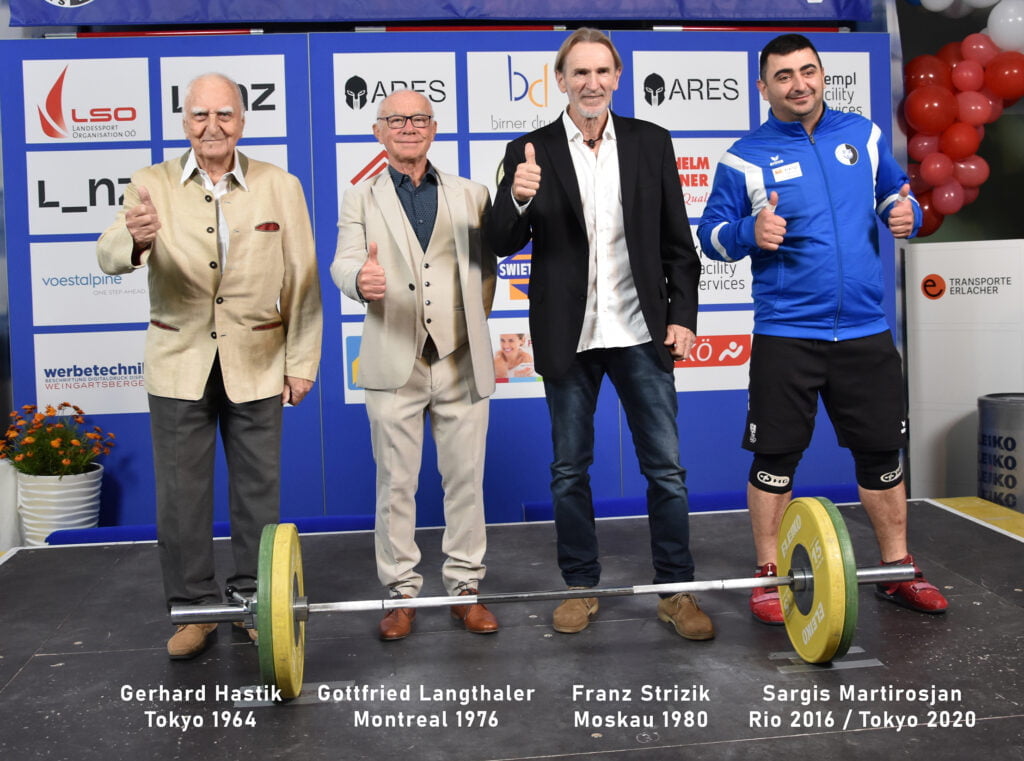 Die Olympia-Teilnehmer des SK VÖEST: Gerhard Hastik, Gottfried Langthaler, Franz Strizik und Sargis Martirosjan